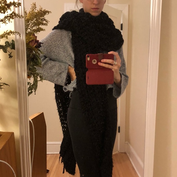 Accessories - Oversized chunky scarf